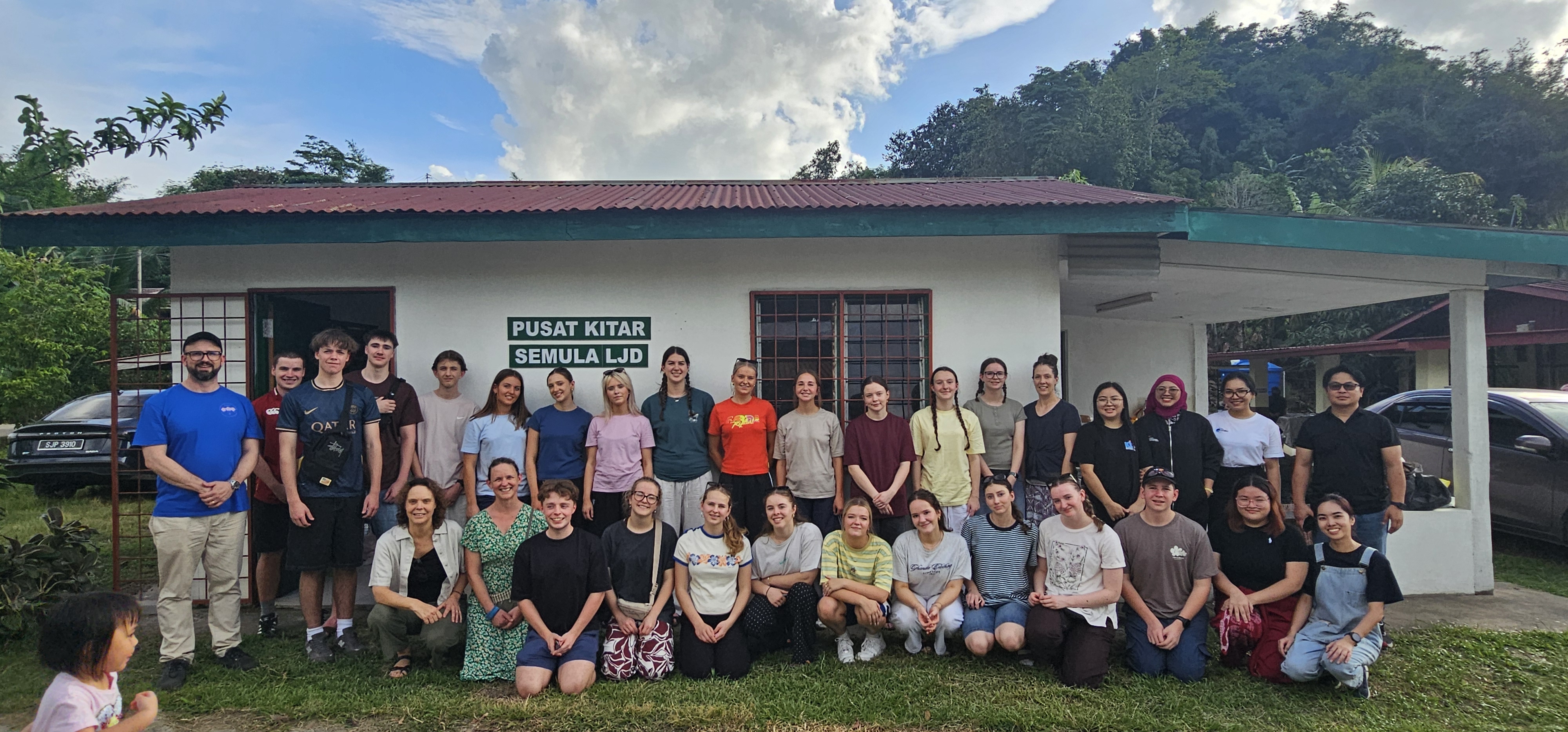 LJD Corporation team at the Pusat Kitar Semula LJD recycling centre in Sabah